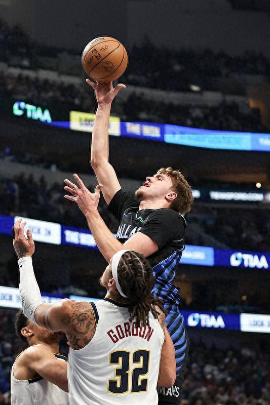 爱游戏平台-关于英超赛程吃紧，达拉斯独行侠清晨队长鼓劲，震撼外界，身体对抗强度拉满的信息