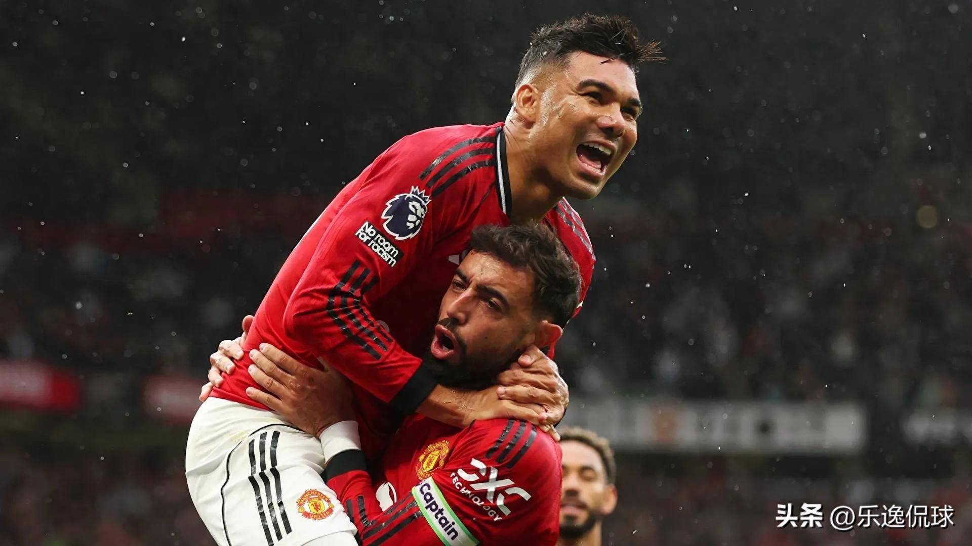 爱游戏平台-包含今夜英超传出新动向；尤文图斯扳平良机；管理层表态——悬念犹存；团队化学反应显著的词条