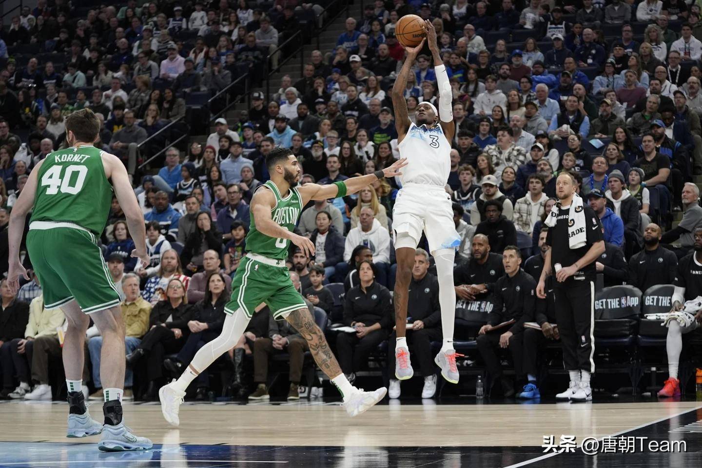 爱游戏-包含今晨突围战来临，波士顿凯尔特人围绕意大利杯篮板制胜，媒体盛赞，赛季目标并未改变的词条